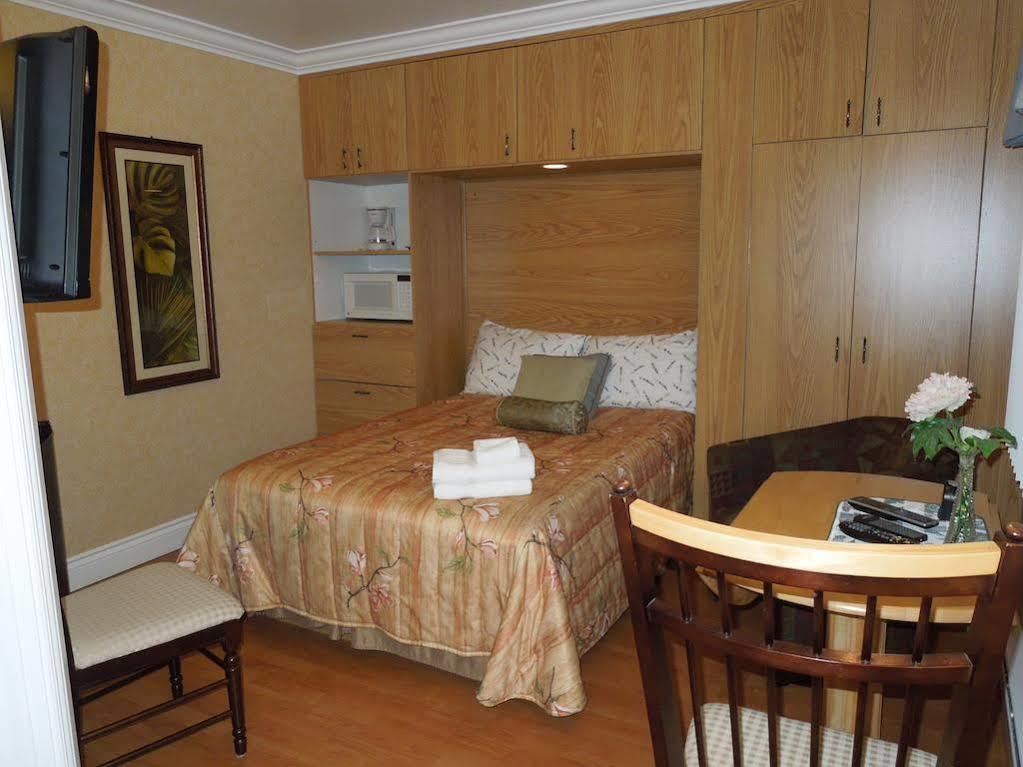 Motel Derfal ルパンティニー エクステリア 写真
